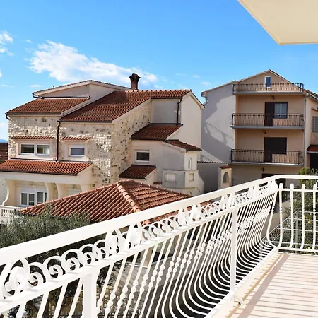 Armonia Spacious Podstrana