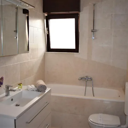 Armonia Spacious *